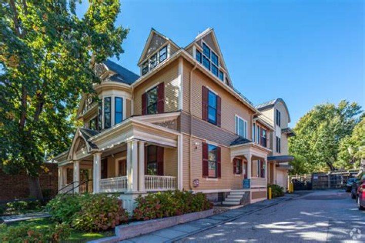 1585 Mass Ave Cambridge MA: A Comprehensive Guide to This Vibrant Location