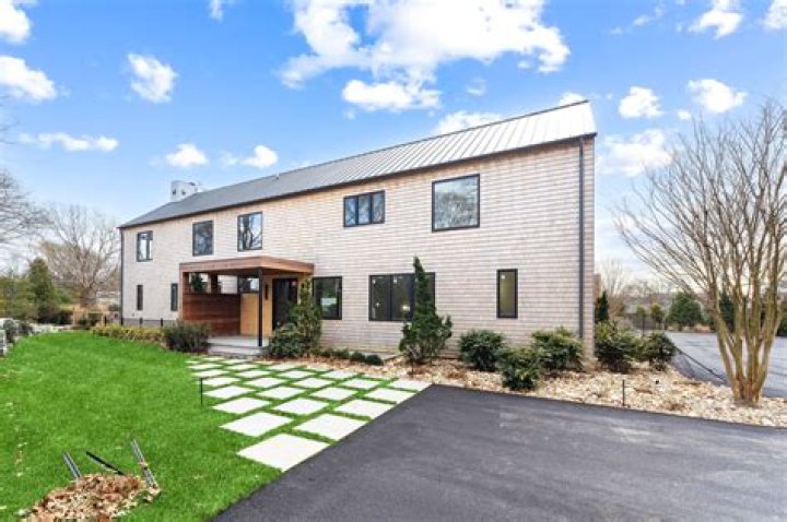 19 Cleveland: A Comprehensive Guide to the Iconic Location