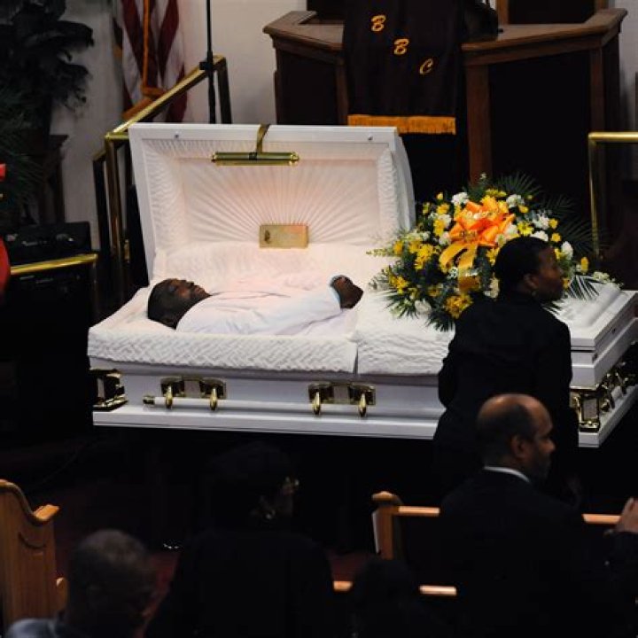 2Pac Casket: Unveiling the Legacy and Controversy Surrounding Tupac's Final Resting Place