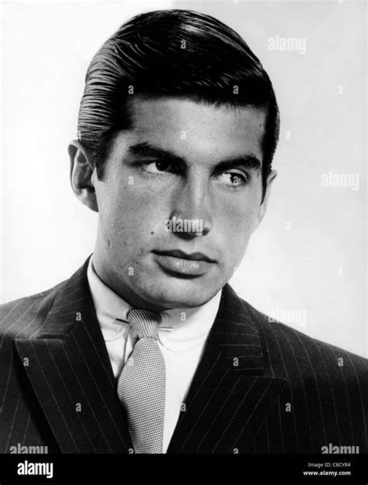 George Hamilton: The Timeless Actor Who Shaped Hollywood