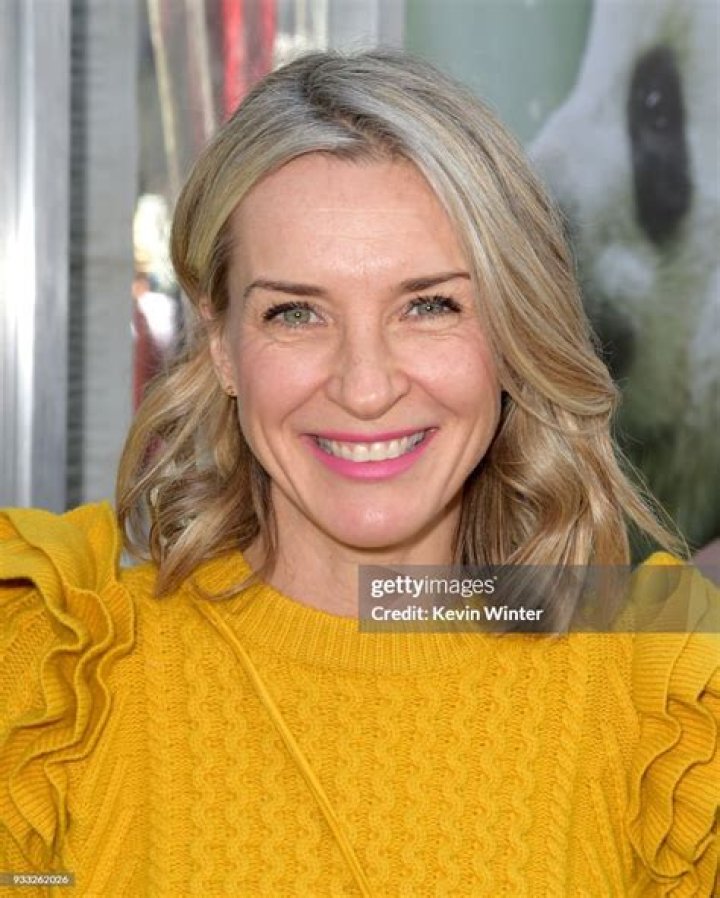 Ever Carradine: A Comprehensive Look into the Life and Career of the Talented Actress