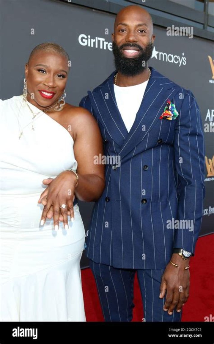 Aisha Hinds: The Talented Actress Making Waves in Hollywood