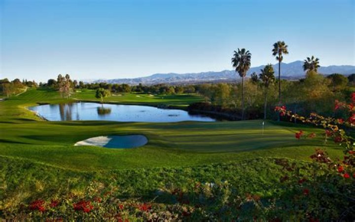 Aliso Viejo Country Club: A Premier Golf and Social Experience