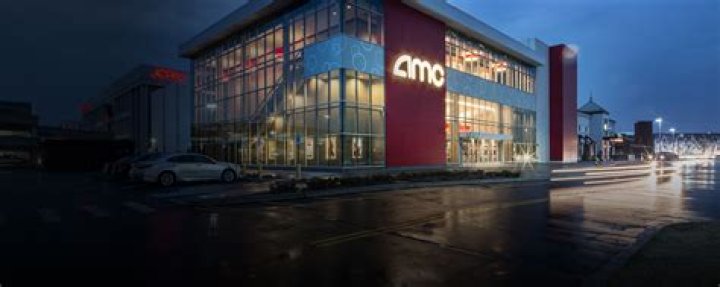 Discover the Rich History and Unique Experience of AMC Roosevelt Field Theater