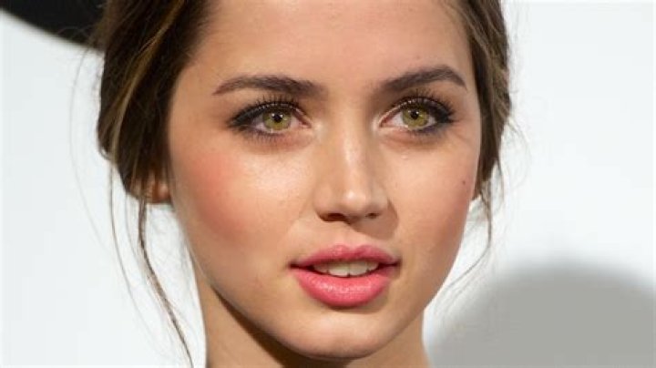 Ana de Armas Age: A Comprehensive Look at the Rising Star