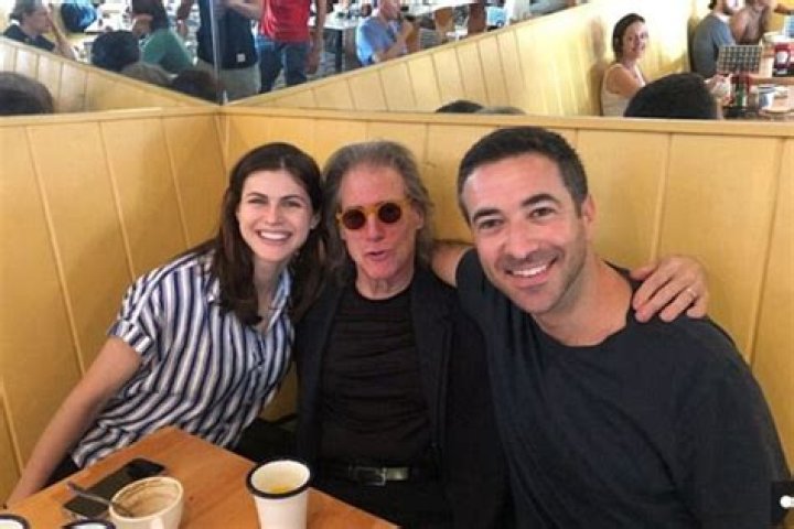 Ari Melber Relationship: A Comprehensive Exploration