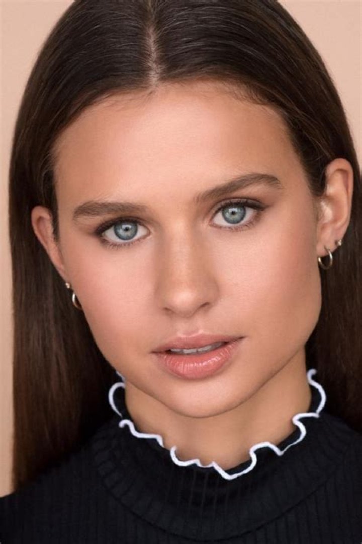 Avery Konrad: The Rising Star in the Spotlight