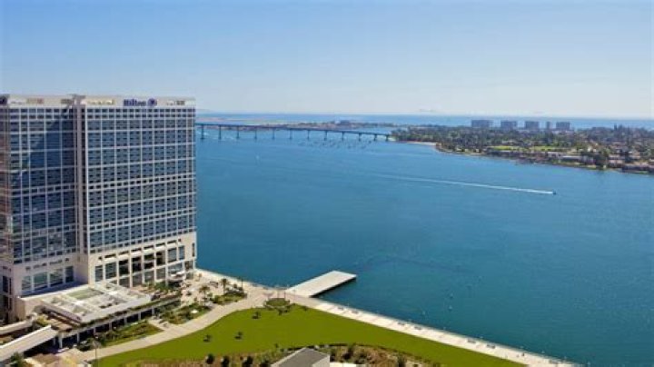 Bayfront Hilton Downtown Pete: A Premier Destination for Luxury and Comfort