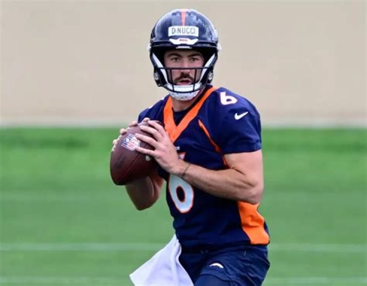 Ben Dinucci: The Rising Star in the Music Industry