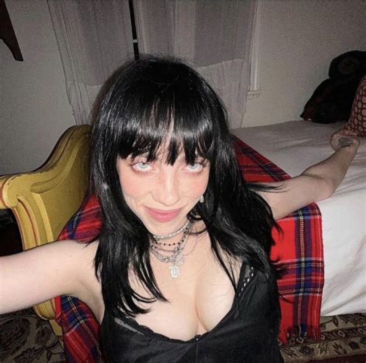 Billie Eilish NSFW: A Comprehensive Exploration of Her Journey, Music, and Impact