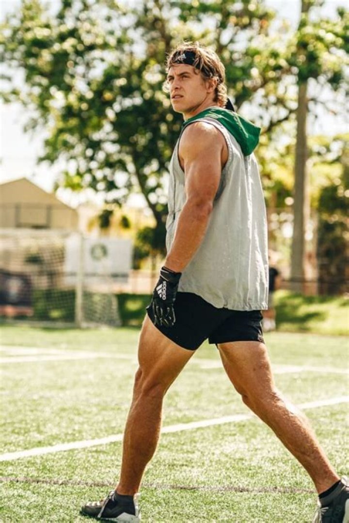 Braxton Berrios Bio: The Ultimate Guide to His Life, Career, and Achievements