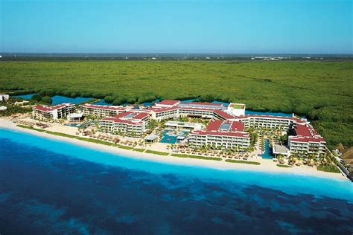 Breathless Mexico: A Paradise for Couples and Travel Enthusiasts