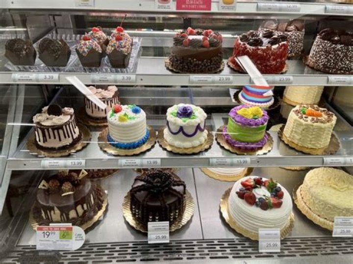 Cakes at Publix Bakery: A Comprehensive Guide to Delightful Treats