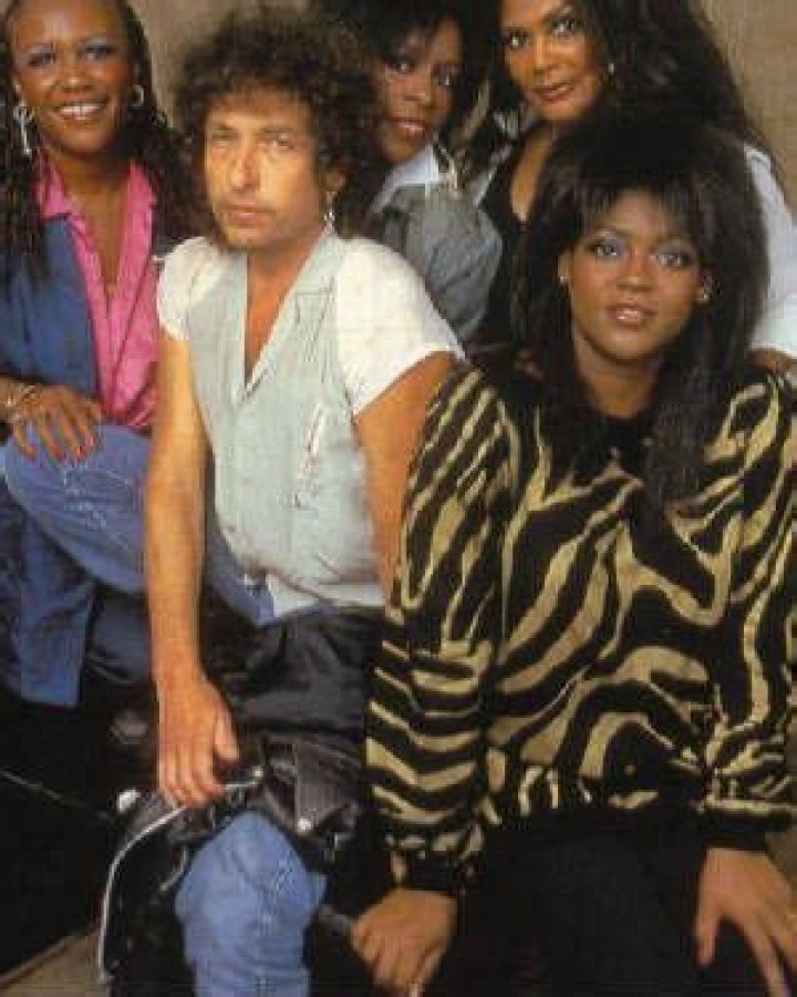 Carolyn Dennis Pictures: A Journey Through Her Iconic Imagery