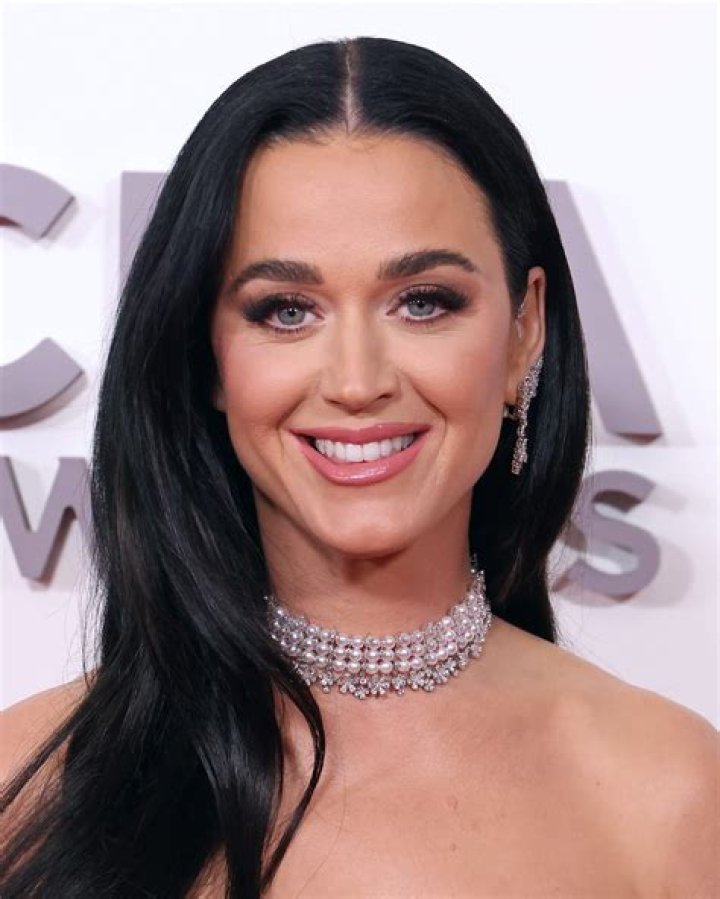 Celebrities with Nude OnlyFans: Exploring the Rise of Subscription-Based Content