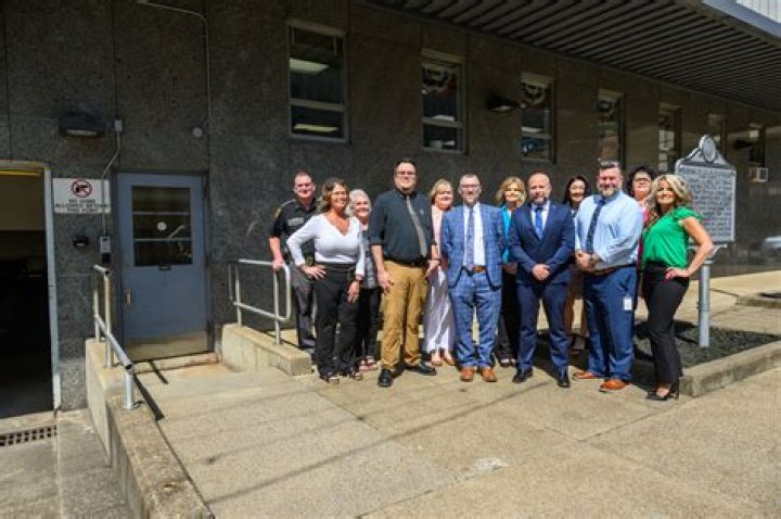 Charleston Daily Mail Obituaries: A Comprehensive Guide to Remembering and Honoring