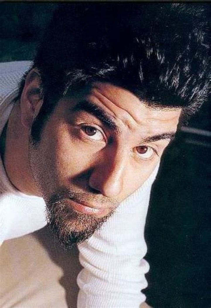 Chino Moreno Born: The Story of a Rock Legend