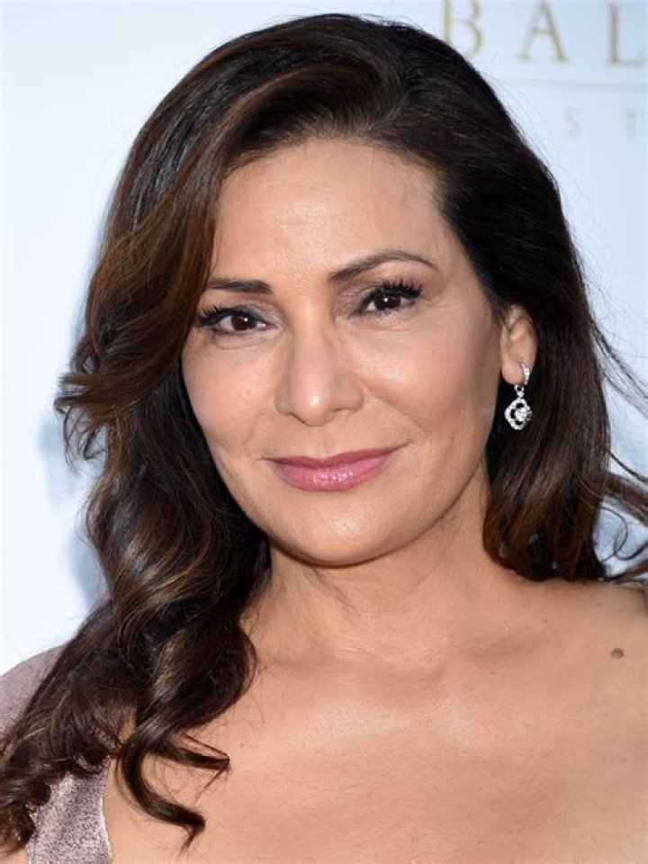 Constance Marie: A Comprehensive Look at the Actress, Her Career, and Impact