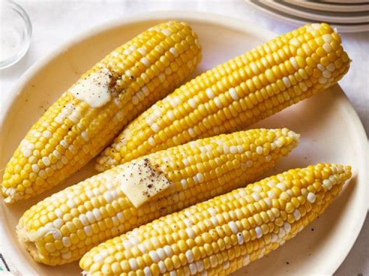 Cook Corn Ears in Microwave: The Ultimate Guide for Quick and Delicious Results