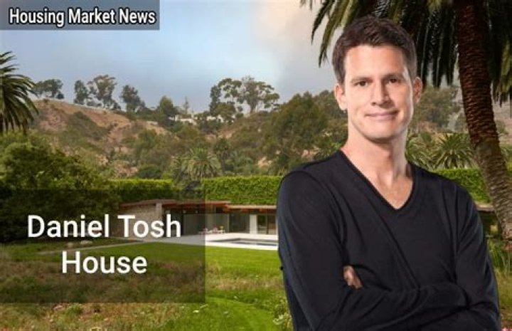 Daniel Tosh House: A Comprehensive Look Into the Comedian&rsquo;s Extravagant Home