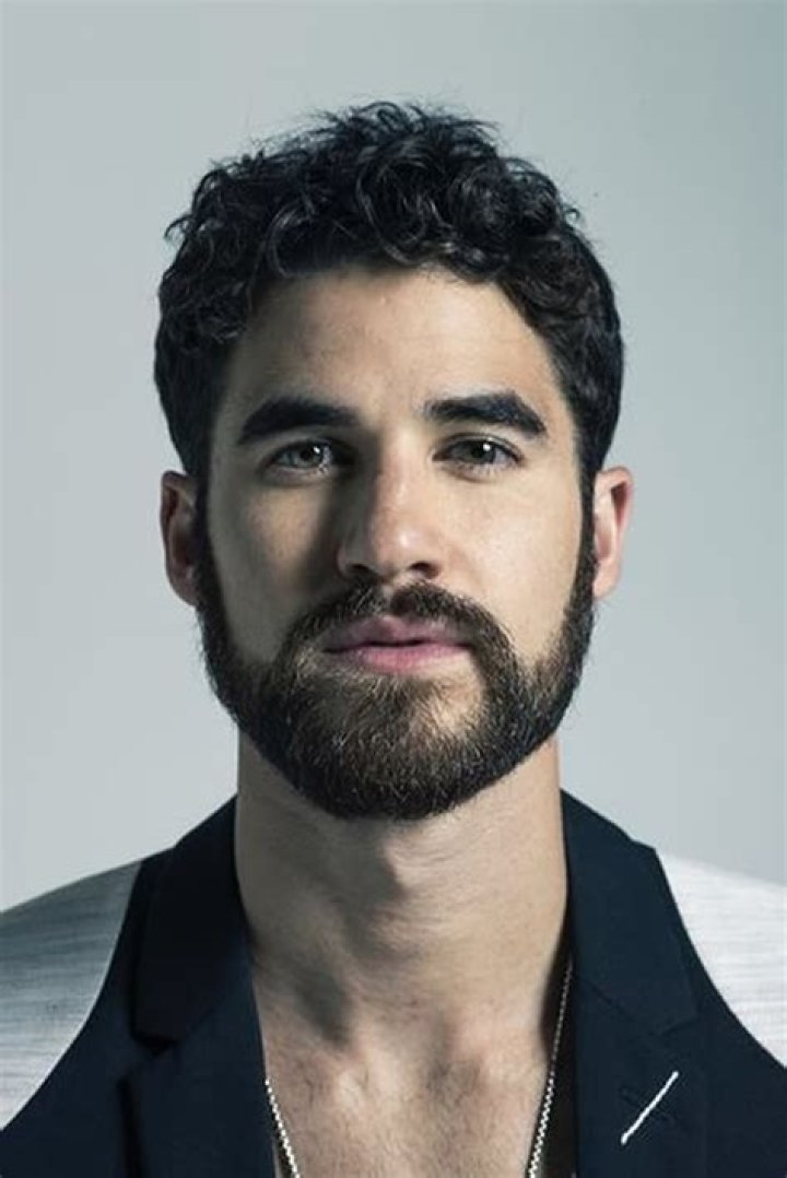 Darren Criss Biografia: A Comprehensive Look at the Multi-Talented Artist