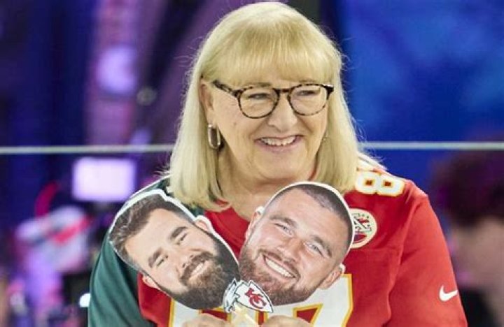 Donna Kelce Health: A Comprehensive Guide to Her Fitness Journey and Wellness