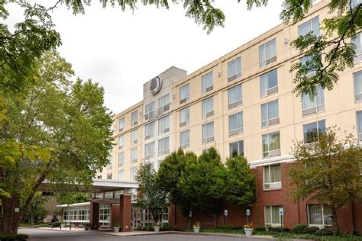 DoubleTree by Hilton Hotel Boston Bayside: A Premier Stay in Boston