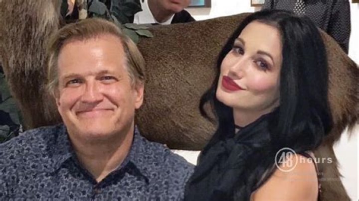 Drew Carey Married: A Comprehensive Look at the Comedian's Love Life and Journey