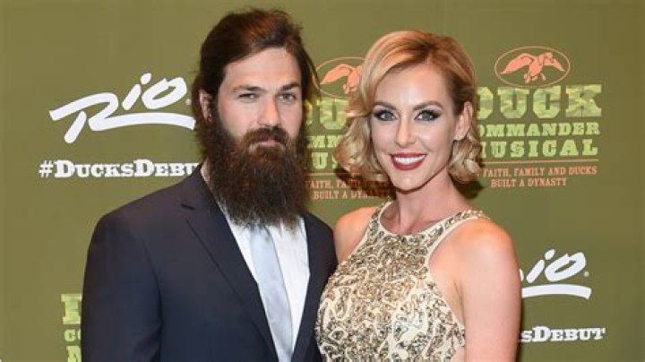Duck Dynasty Robertson Wife: A Comprehensive Look into the Life and Legacy