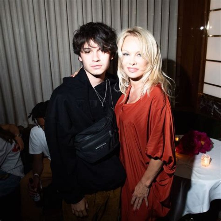 Dylan Jagger Lee Relationships: A Comprehensive Guide to His Love Life