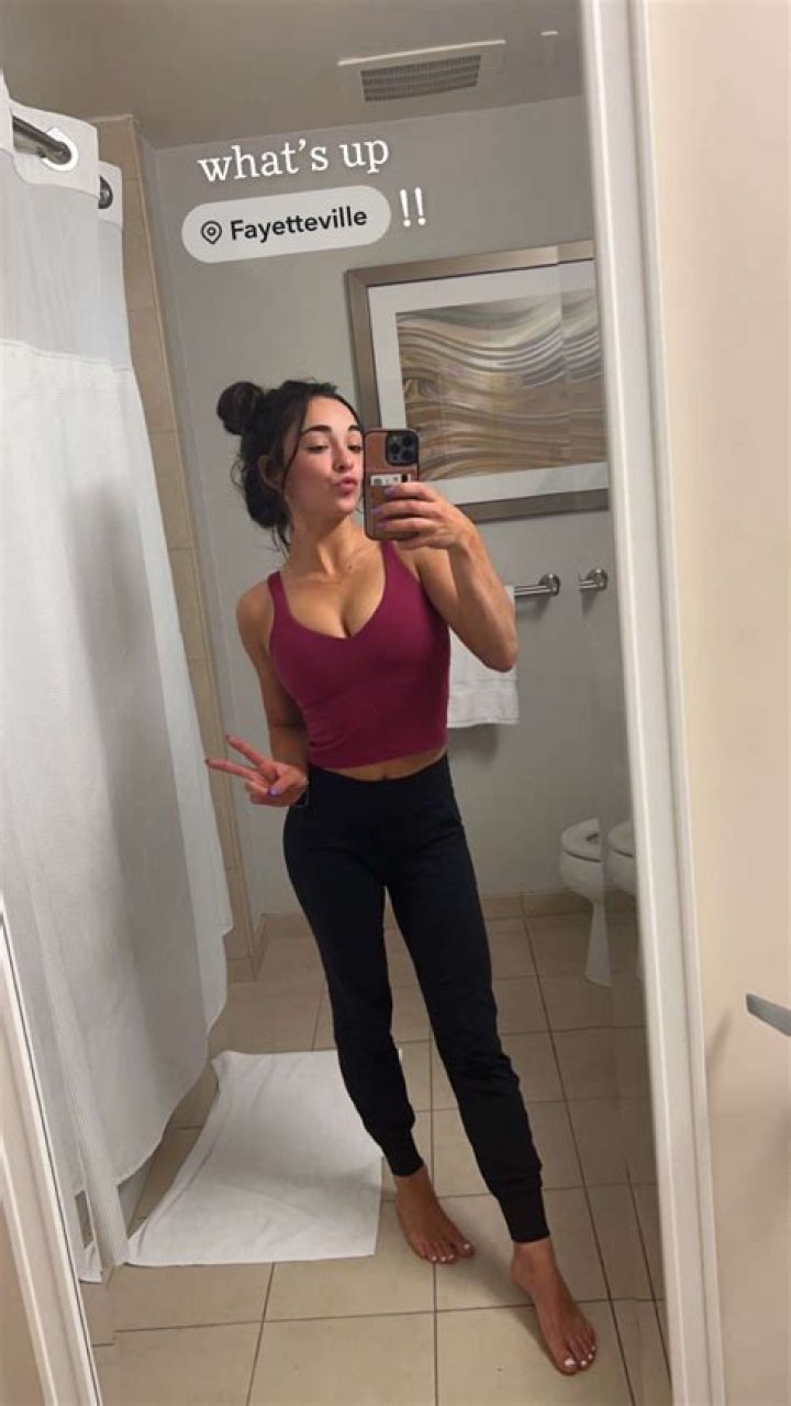 Elena Arenas Feet: A Comprehensive Exploration of Talent, Influence, and Expertise