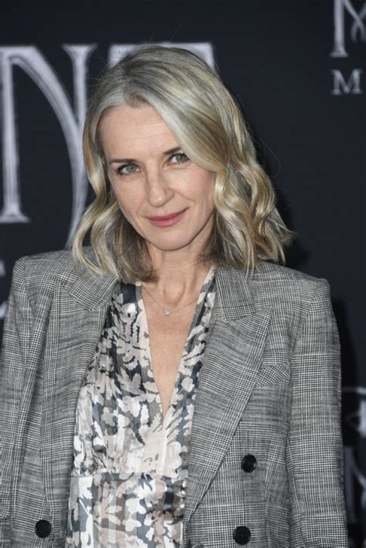Ever Carradine Net Worth: Exploring the Wealth and Career of a Hollywood Star