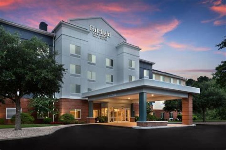 Fairfield Inn Elizabeth City: Your Ultimate Guide to Comfort and Convenience