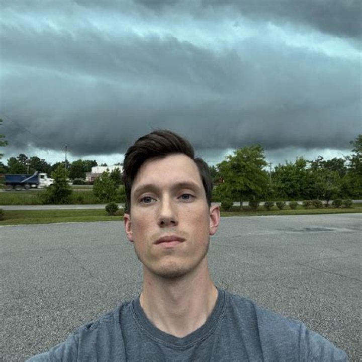 Fall Weather in North Carolina: A Comprehensive Guide to the Season's Beauty and Climate