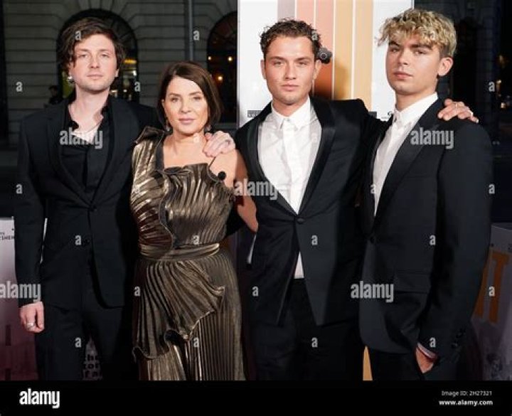 Finlay Munro Kemp: The Rising Star of Scottish Politics and Social Advocacy