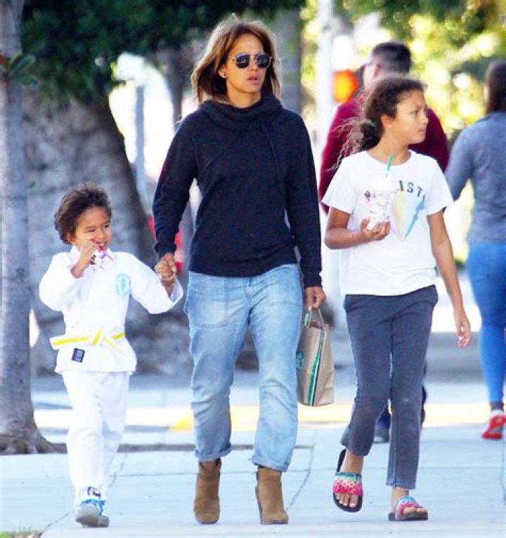 Halle Berry Kids Ages: A Comprehensive Look at Her Children's Lives