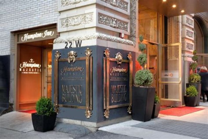 Hampton Inn Majestic Chicago Theatre District Chicago: Your Ultimate Guide