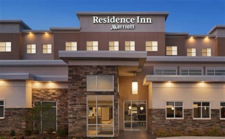 Hilton Garden Inn vs Residence Inn: A Comprehensive Comparison for Your Next Stay