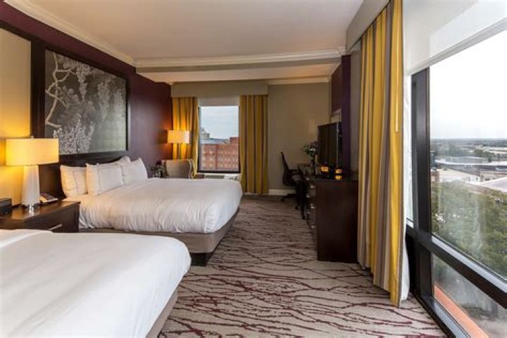 Hilton Garden Inn Savannah Historic District: Your Premier Stay in the Heart of History