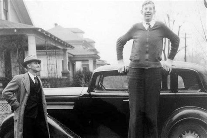 Robert Wadlow: The Remarkable History of the World's Tallest Man