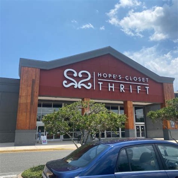 Discover the Unique Shopping Experience at Hope's Closet Thriftstore - Arlington