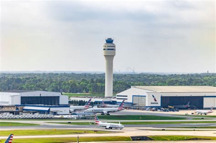 How Big is Charlotte NC Airport: A Comprehensive Guide