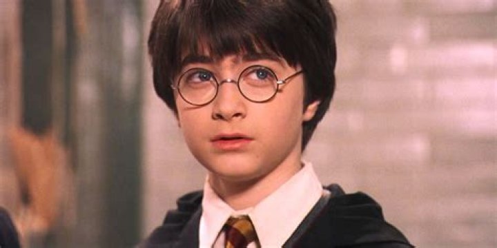 How Old Is Daniel Radcliffe in Harry Potter 1: A Comprehensive Look