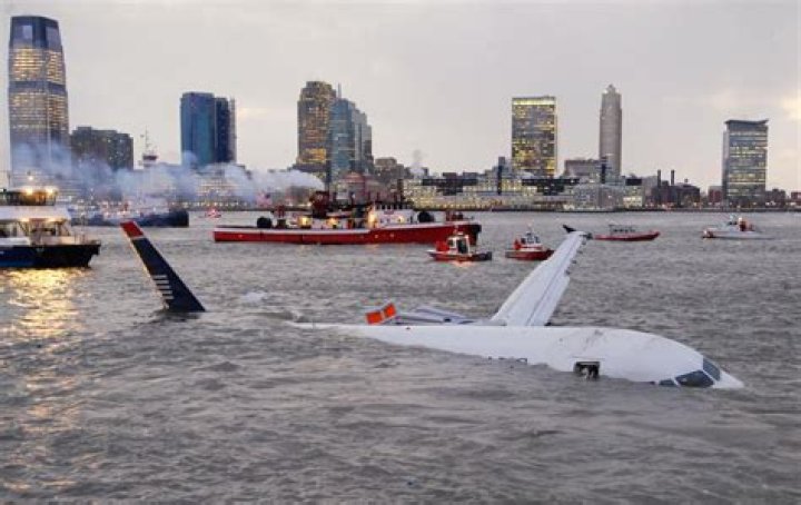 Hudson Airplane Accident: The Miraculous Story of Survival on the Hudson River