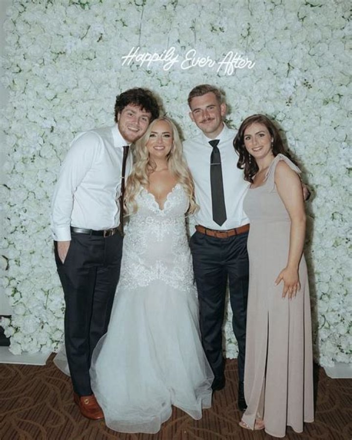 Hugh Grant's Siblings: Discovering the Family Behind the Iconic Actor