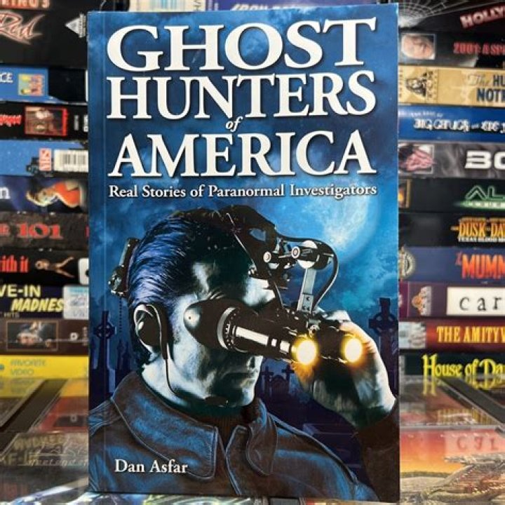 Hunters of America: A Comprehensive Guide to the World of Professional Hunters