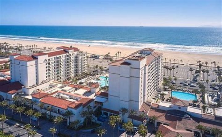 Huntington Beach Hilton Waterfront Resort: Your Ultimate Coastal Getaway