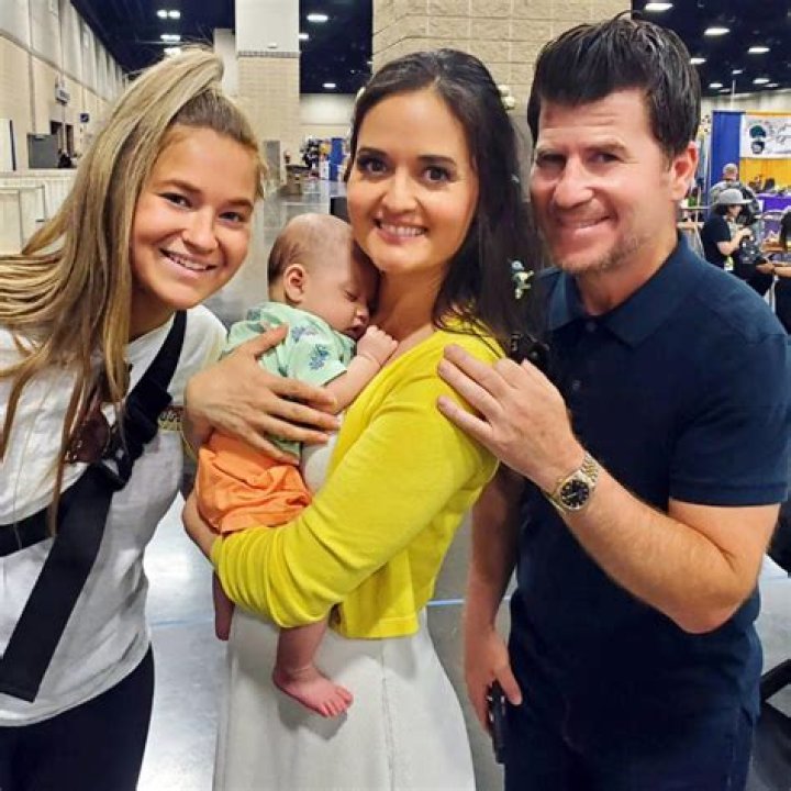 Jason Hervey and TV Shows: Exploring the Career of a Beloved Actor