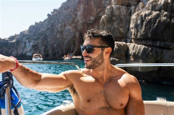 Jeremy Diamond Nude: Exploring the Controversy and Unveiling the Facts