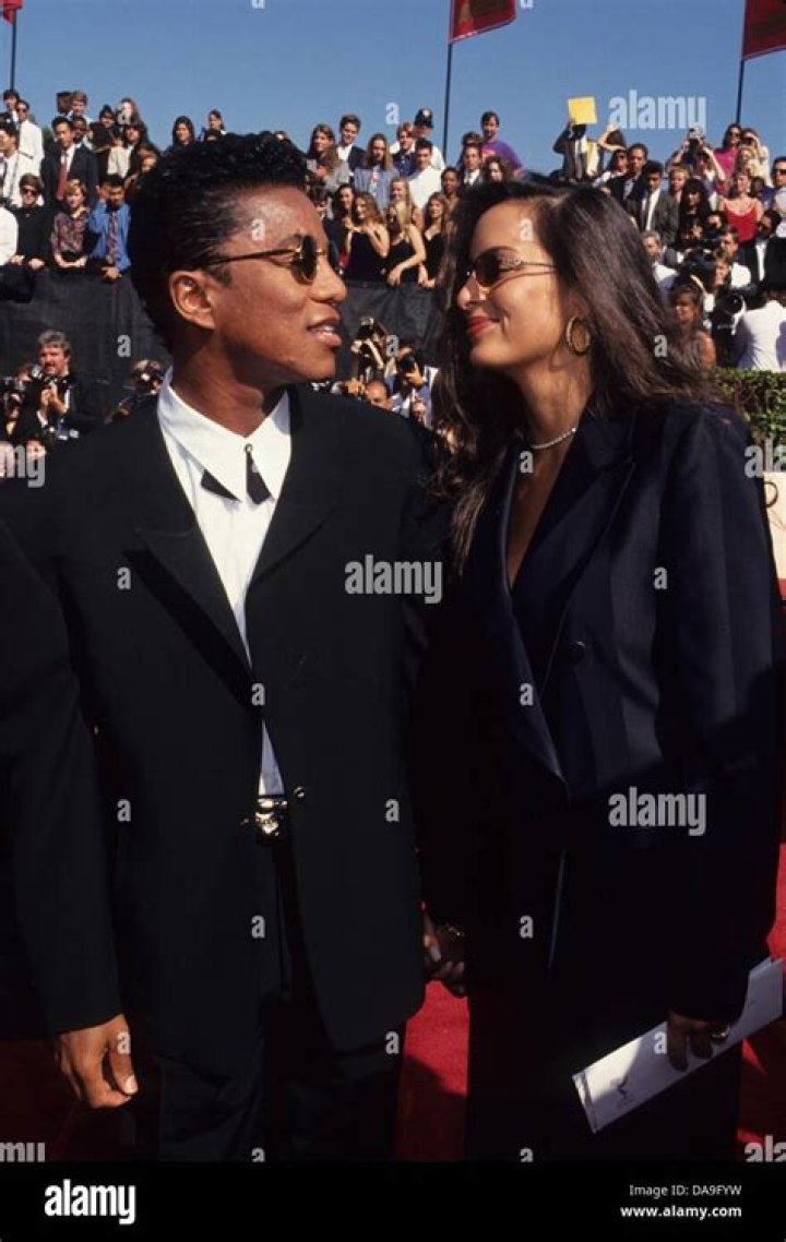 Jermaine Jackson and Wife: A Closer Look into Their Love Story